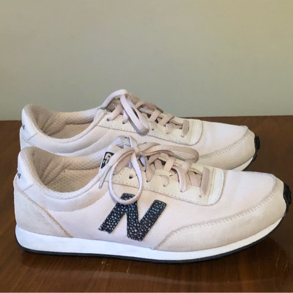New Balance WL410v1 sneakers